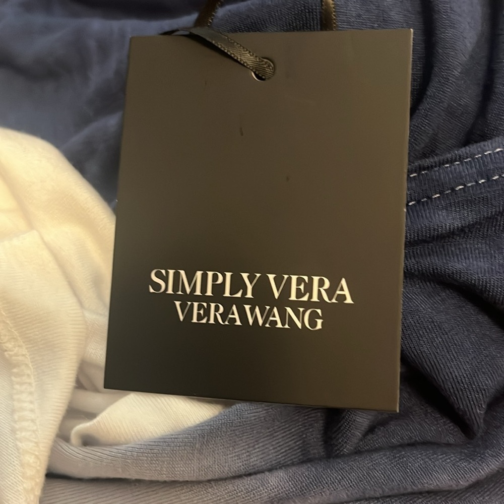 Simply Vera Wang Dip Dye Blue/White blouse in 2XXL - Picture 6 of 6